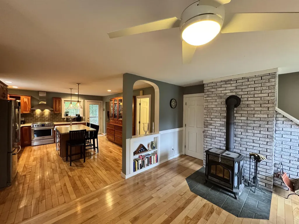 28 Wellington Circle Lebanon NH 03766