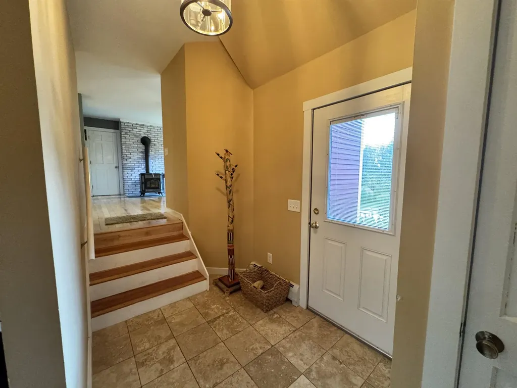 28 Wellington Circle Lebanon NH 03766