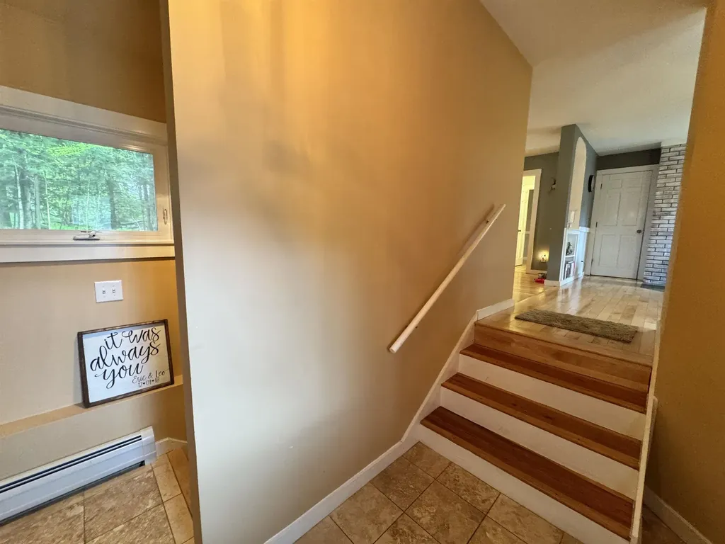 28 Wellington Circle Lebanon NH 03766