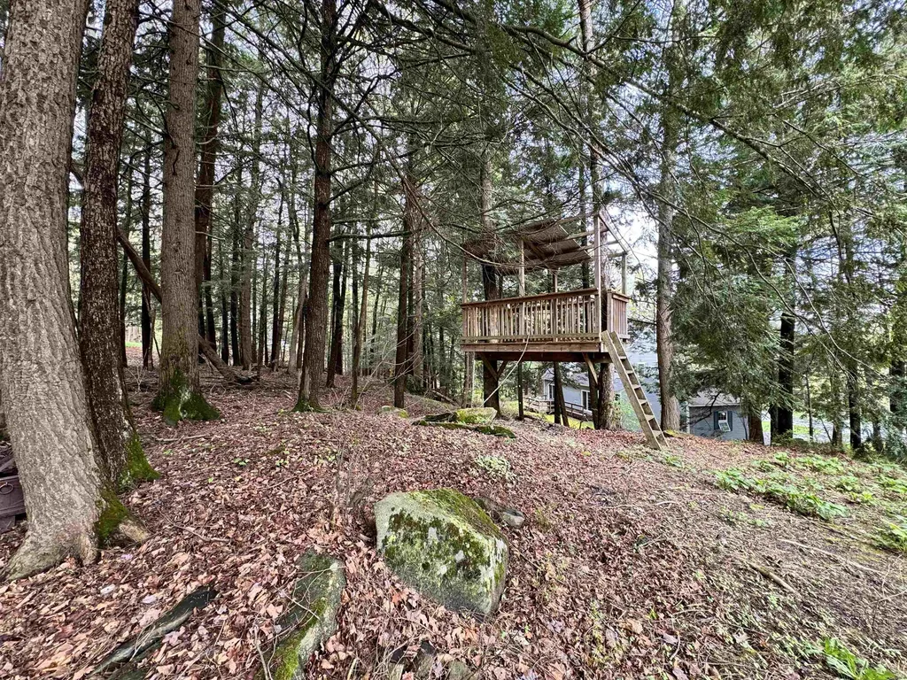 28 Wellington Circle Lebanon NH 03766