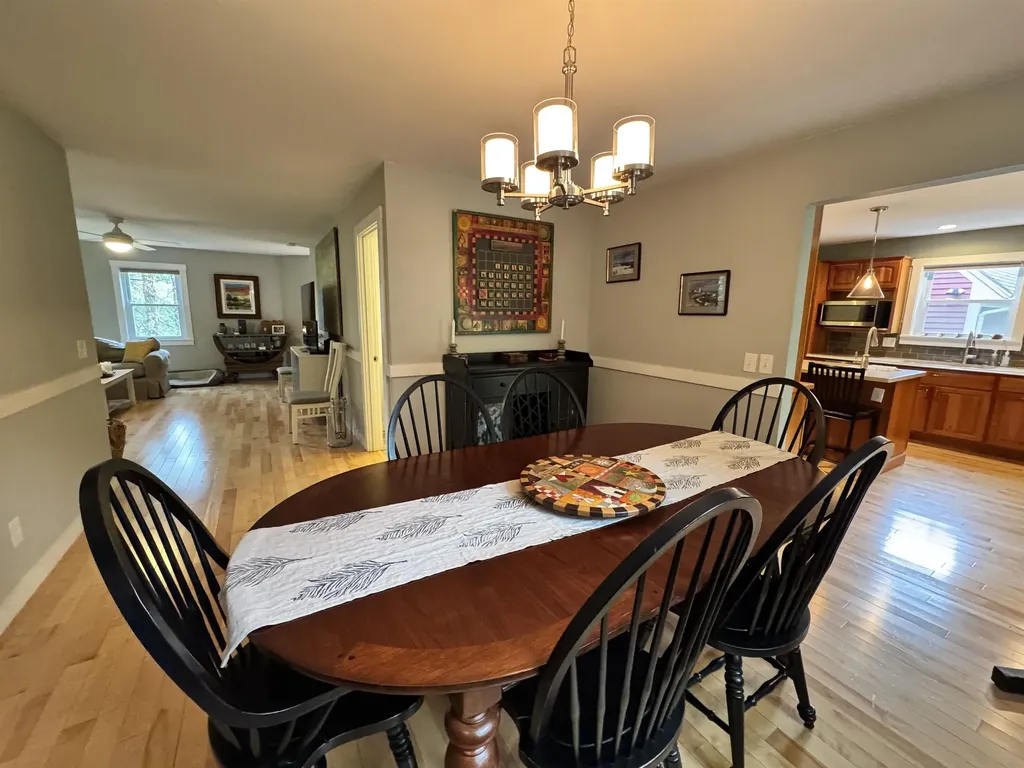 28 Wellington Circle Lebanon NH 03766