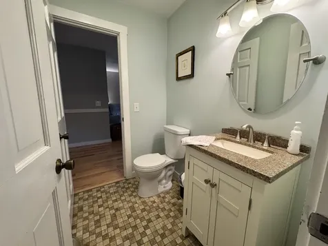 28 Wellington Circle Lebanon NH 03766