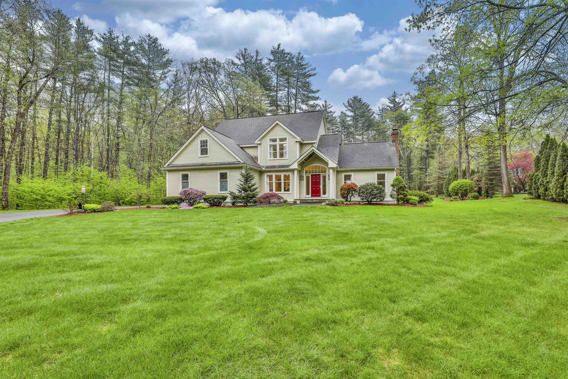 35 Nartoff Road Hollis NH 03049