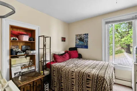 136 Mccall Street Bennington VT 05201