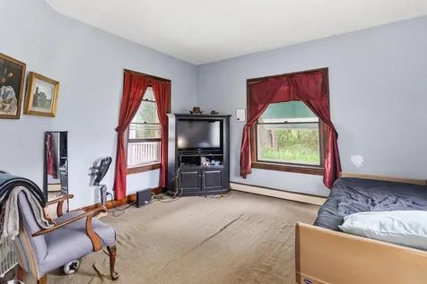 136 Mccall Street Bennington VT 05201