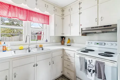 94 Saratoga Avenue Burlington VT 05408