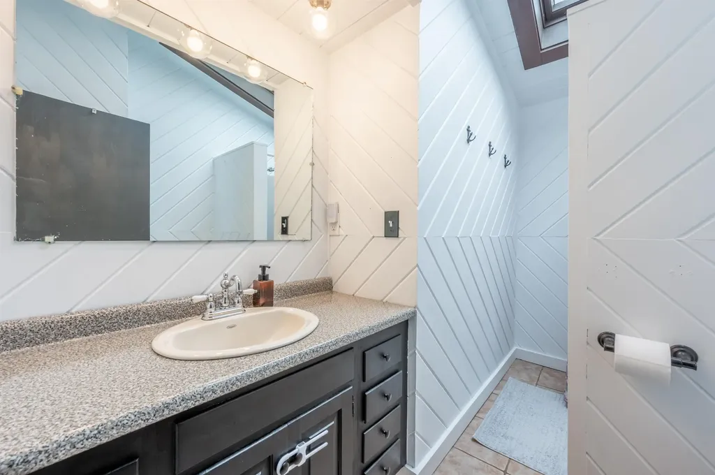 21 Beech Street Newport NH 03773