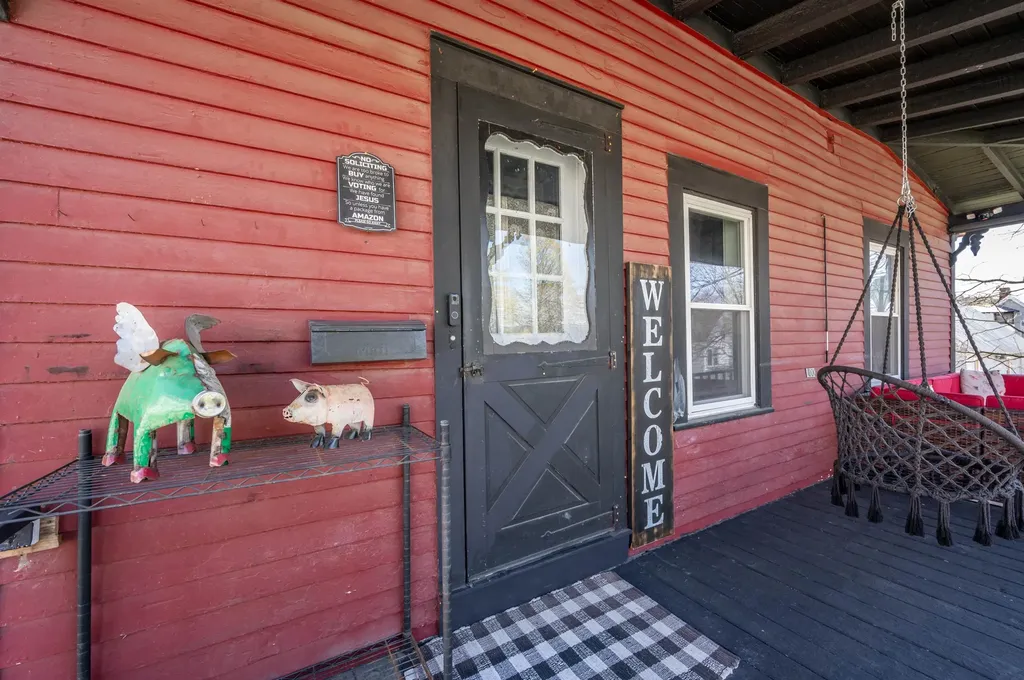 21 Beech Street Newport NH 03773