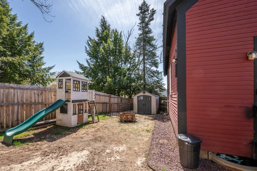 21 Beech Street Newport NH 03773