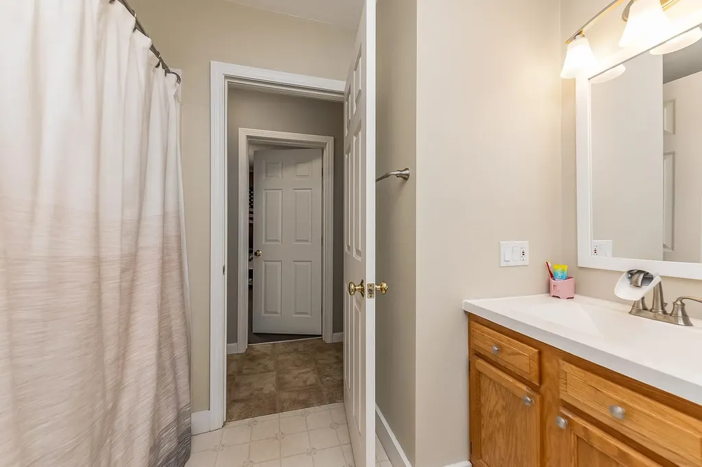 35 Davis Boulevard Rochester NH 03868