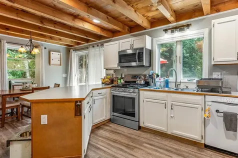 35 Davis Boulevard Rochester NH 03868