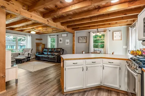 35 Davis Boulevard Rochester NH 03868