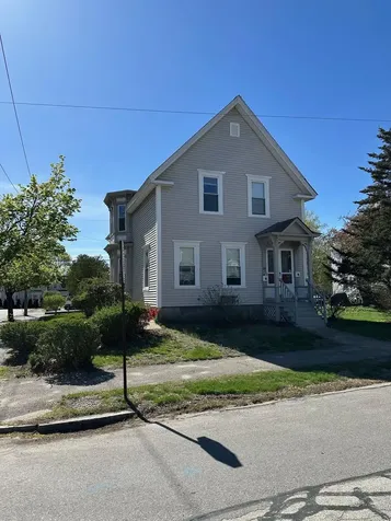 242 Walnut Street Manchester NH 03104