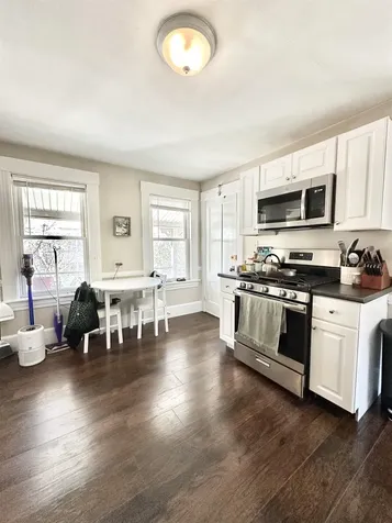 242 Walnut Street Manchester NH 03104