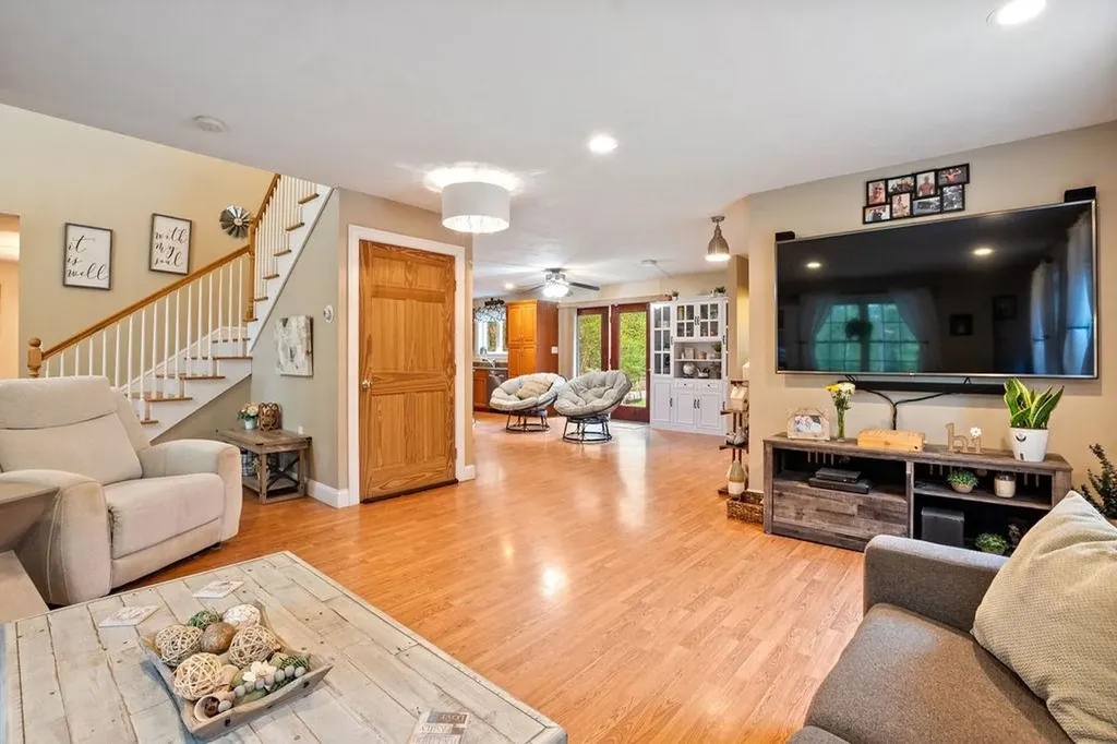 308 Murray Hill Road Hill NH 03243