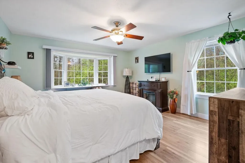 308 Murray Hill Road Hill NH 03243