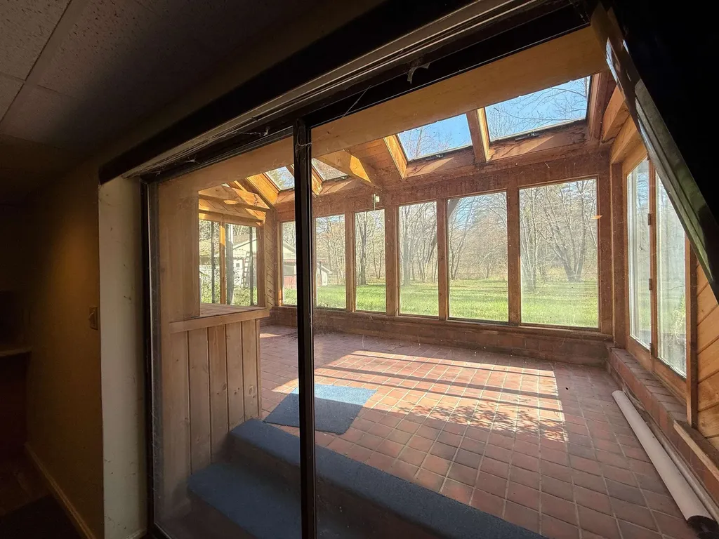 527 Clinton Street Bow NH 03304