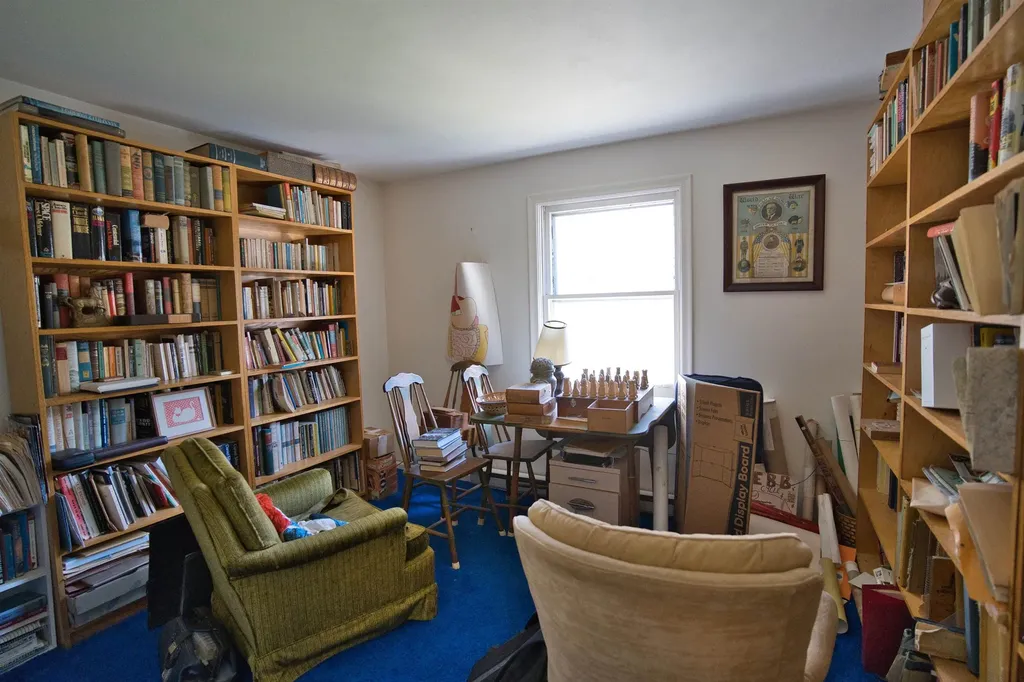 527 Clinton Street Bow NH 03304