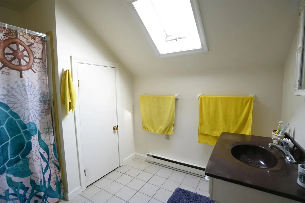 527 Clinton Street Bow NH 03304