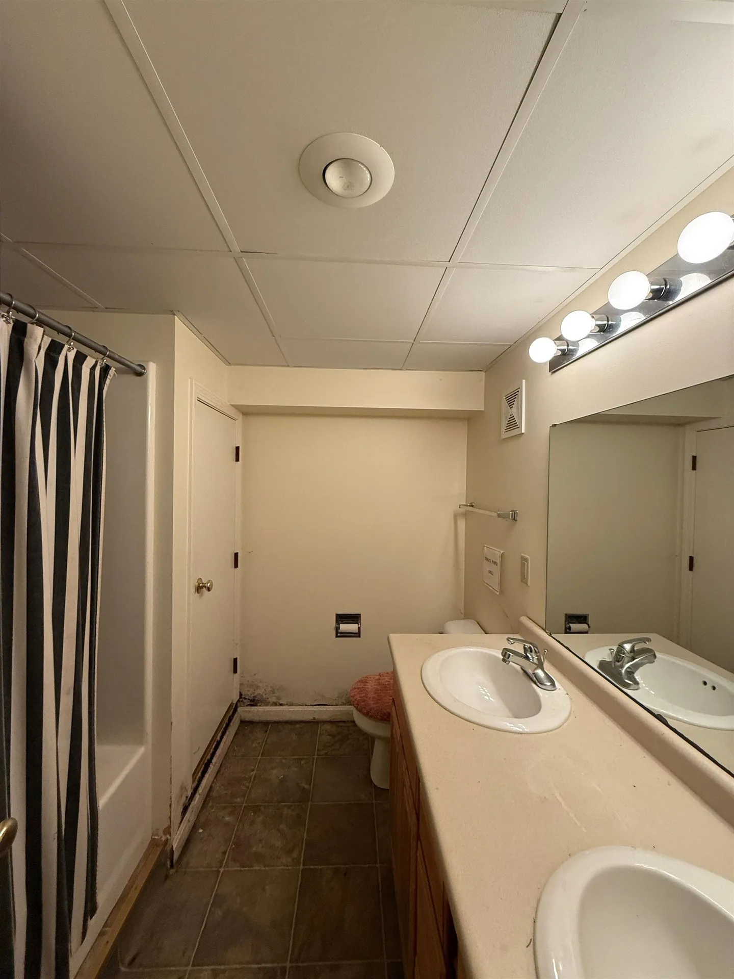 527 Clinton Street Bow NH 03304