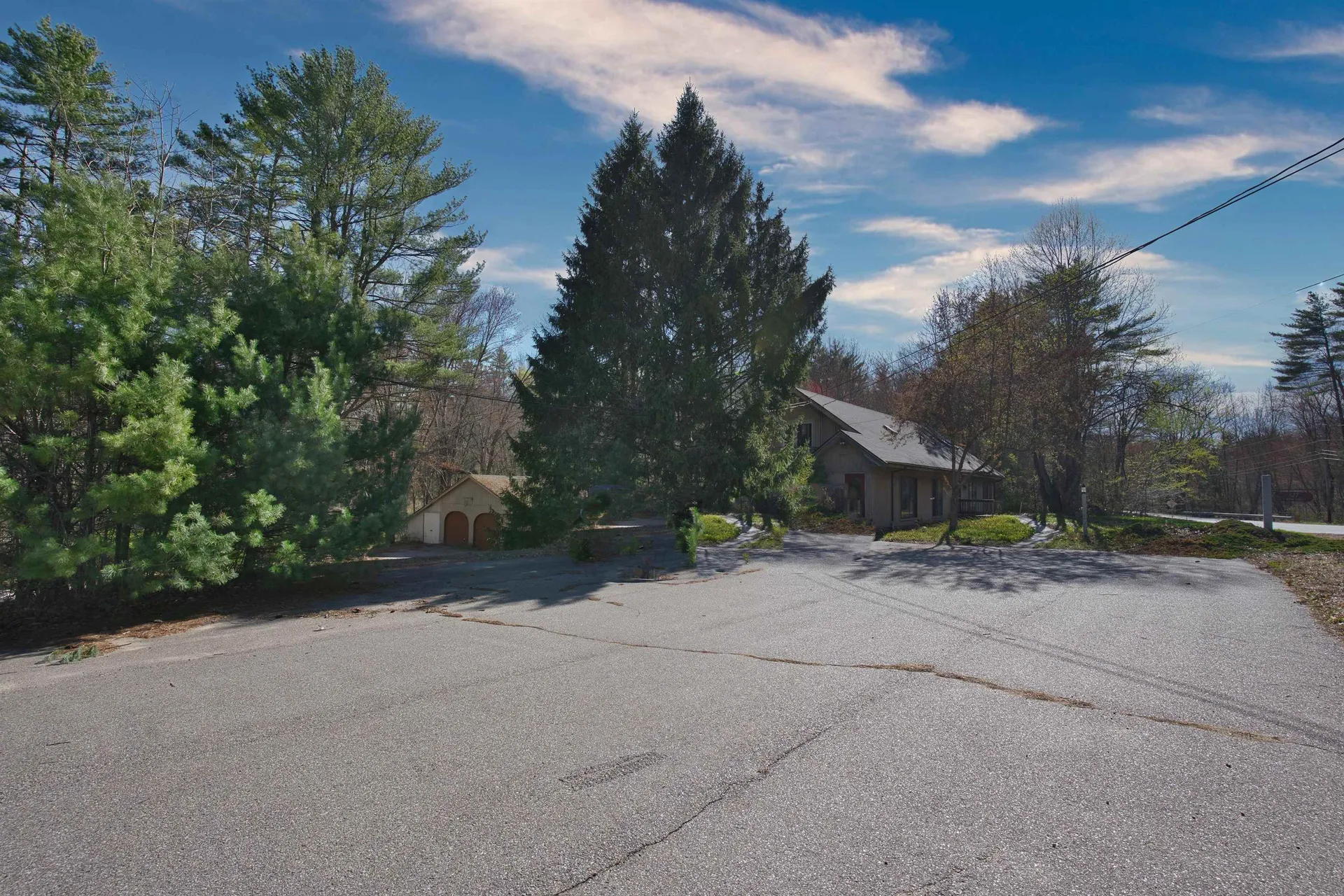 527 Clinton Street Bow NH 03304