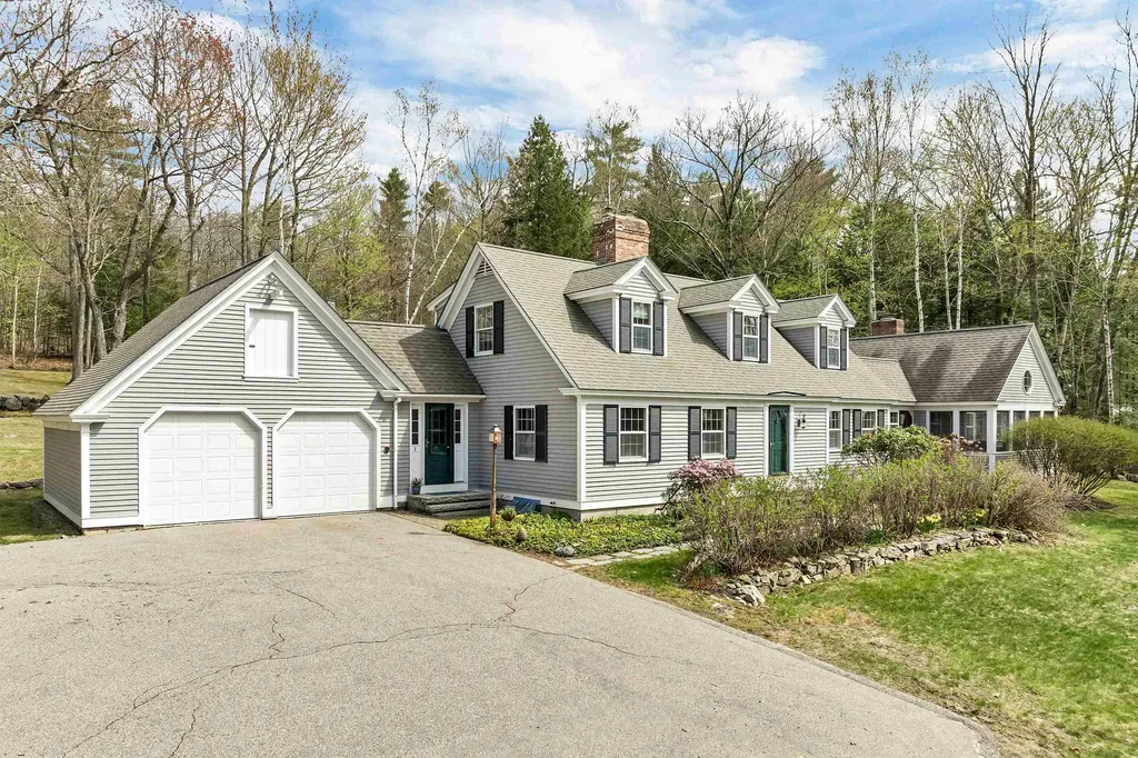 1 Copps Hill Road Tuftonboro NH 03816