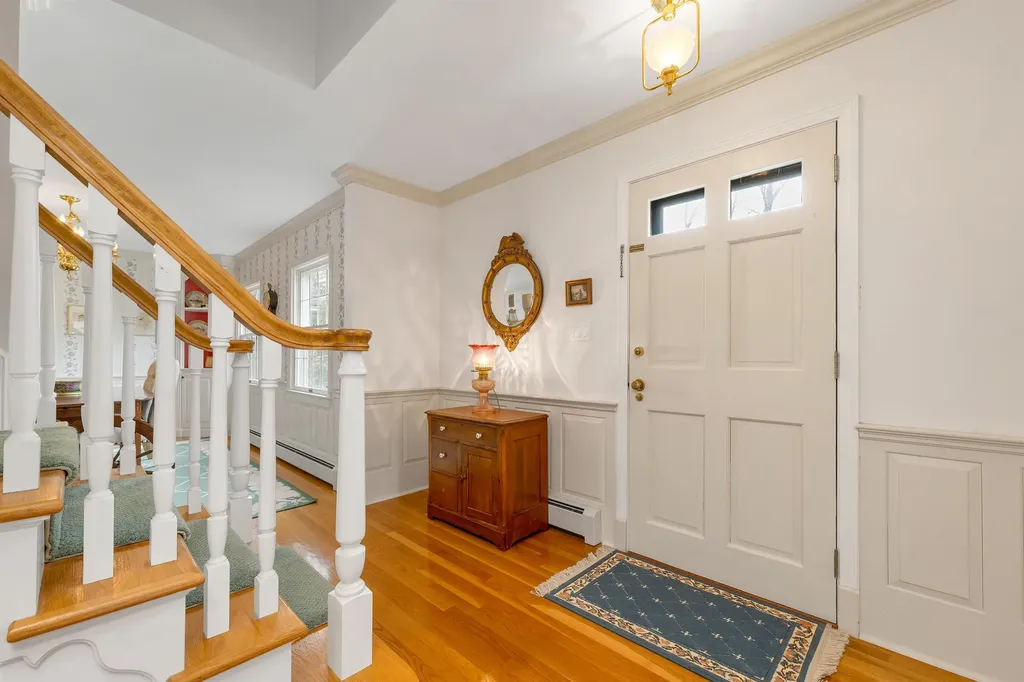 1 Copps Hill Road Tuftonboro NH 03816