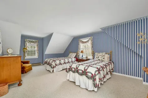 1 Copps Hill Road Tuftonboro NH 03816