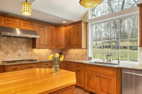 1 Copps Hill Road Tuftonboro NH 03816