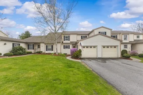 7 Cardinal Lane Essex VT 05452