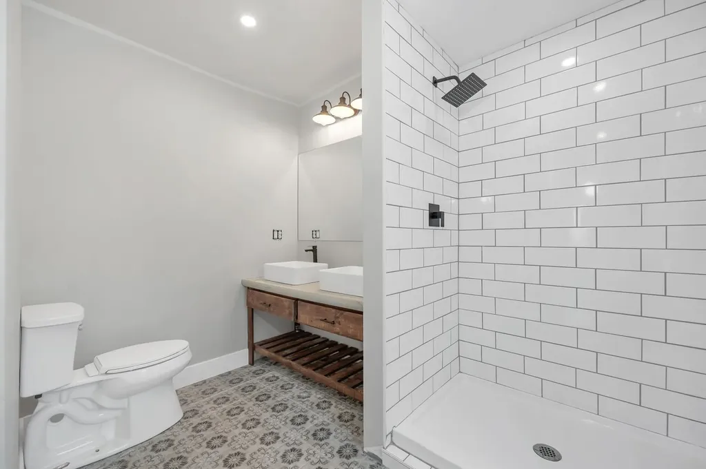 267 Pond Hill Road Barrington NH 03825