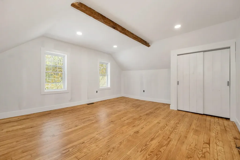 267 Pond Hill Road Barrington NH 03825