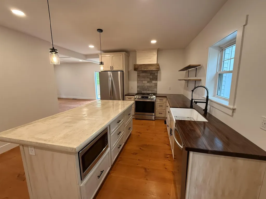 267 Pond Hill Road Barrington NH 03825