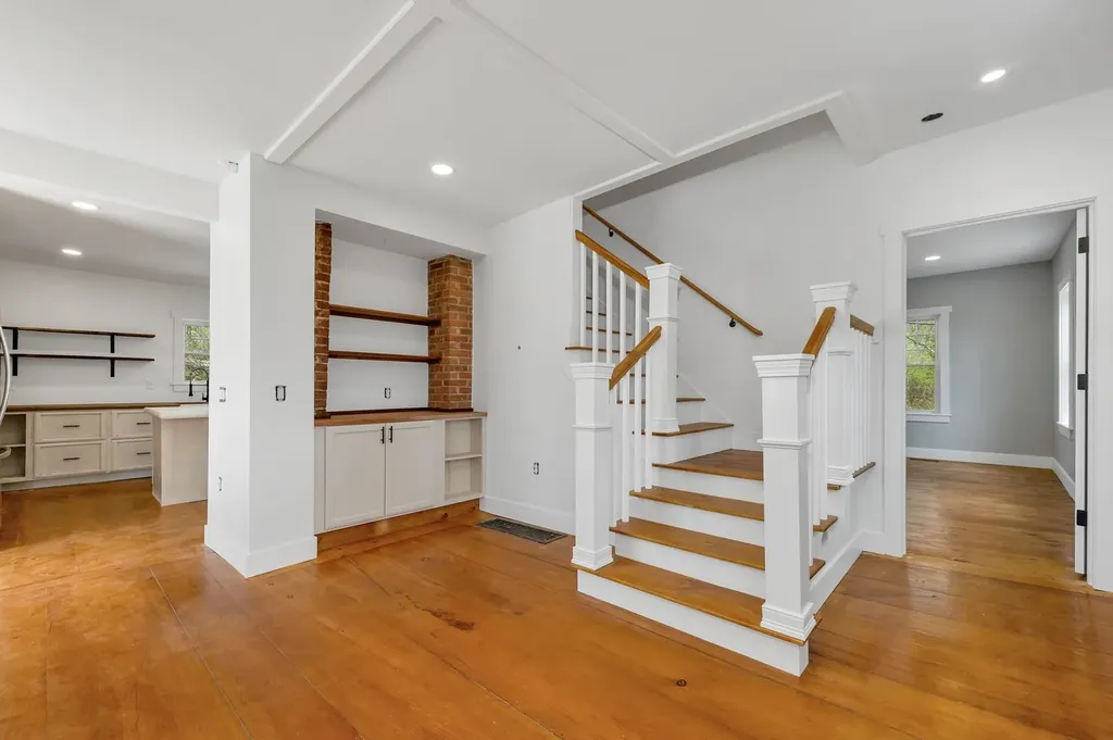 267 Pond Hill Road Barrington NH 03825