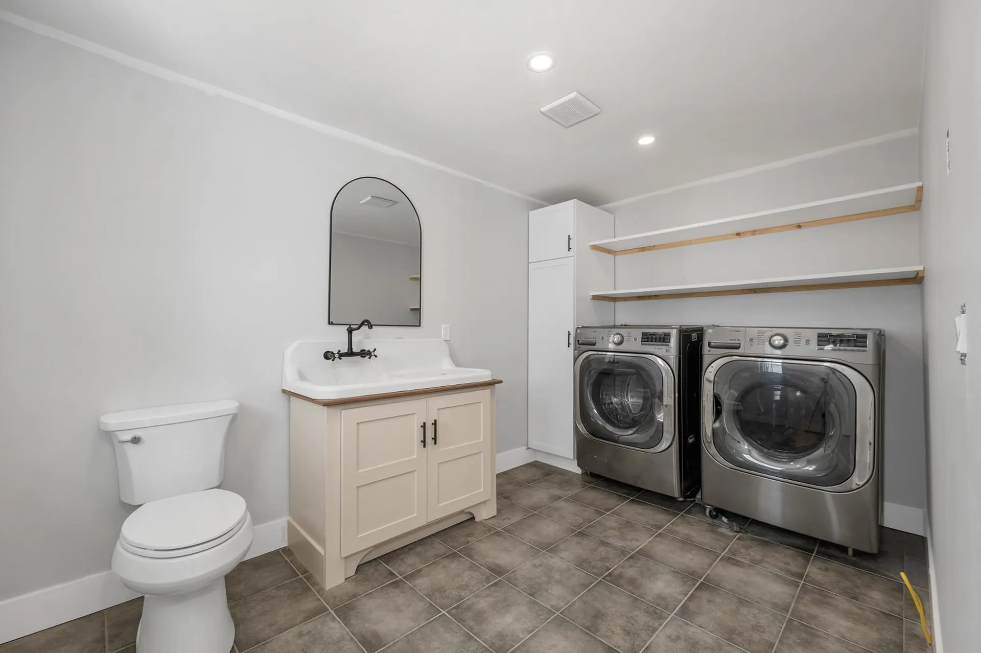 267 Pond Hill Road Barrington NH 03825