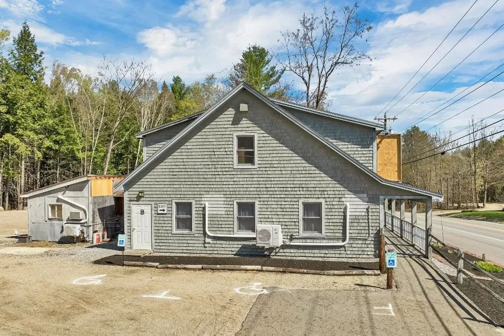 56 Daniel Webster Highway Meredith NH 03253