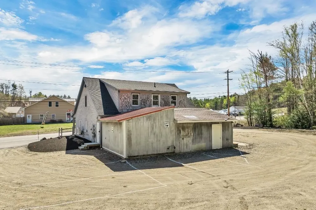 56 Daniel Webster Highway Meredith NH 03253