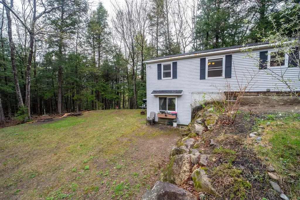 21 Hemlock Hill Road Campton NH 03223