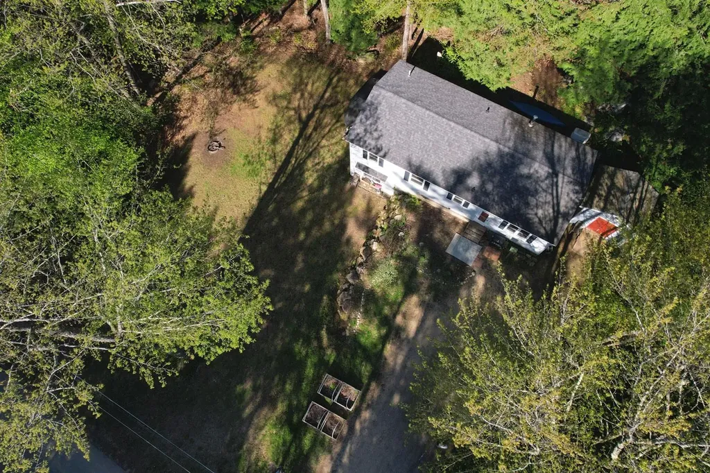 21 Hemlock Hill Road Campton NH 03223