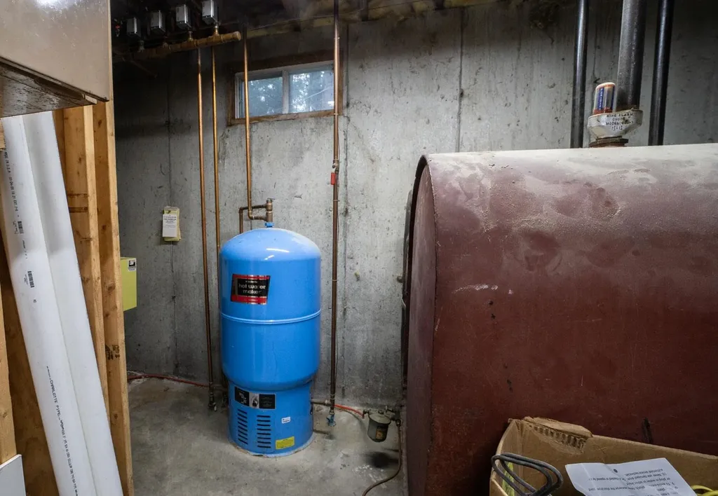 21 Hemlock Hill Road Campton NH 03223