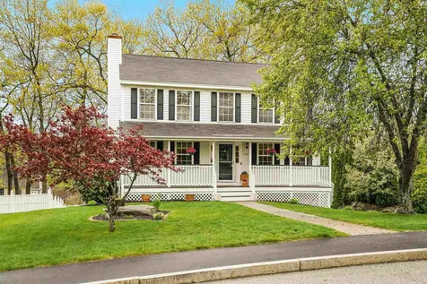 380 Wellington Hill Road Manchester NH 03104