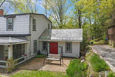 16 Bible Hill Road Bennington NH 03442