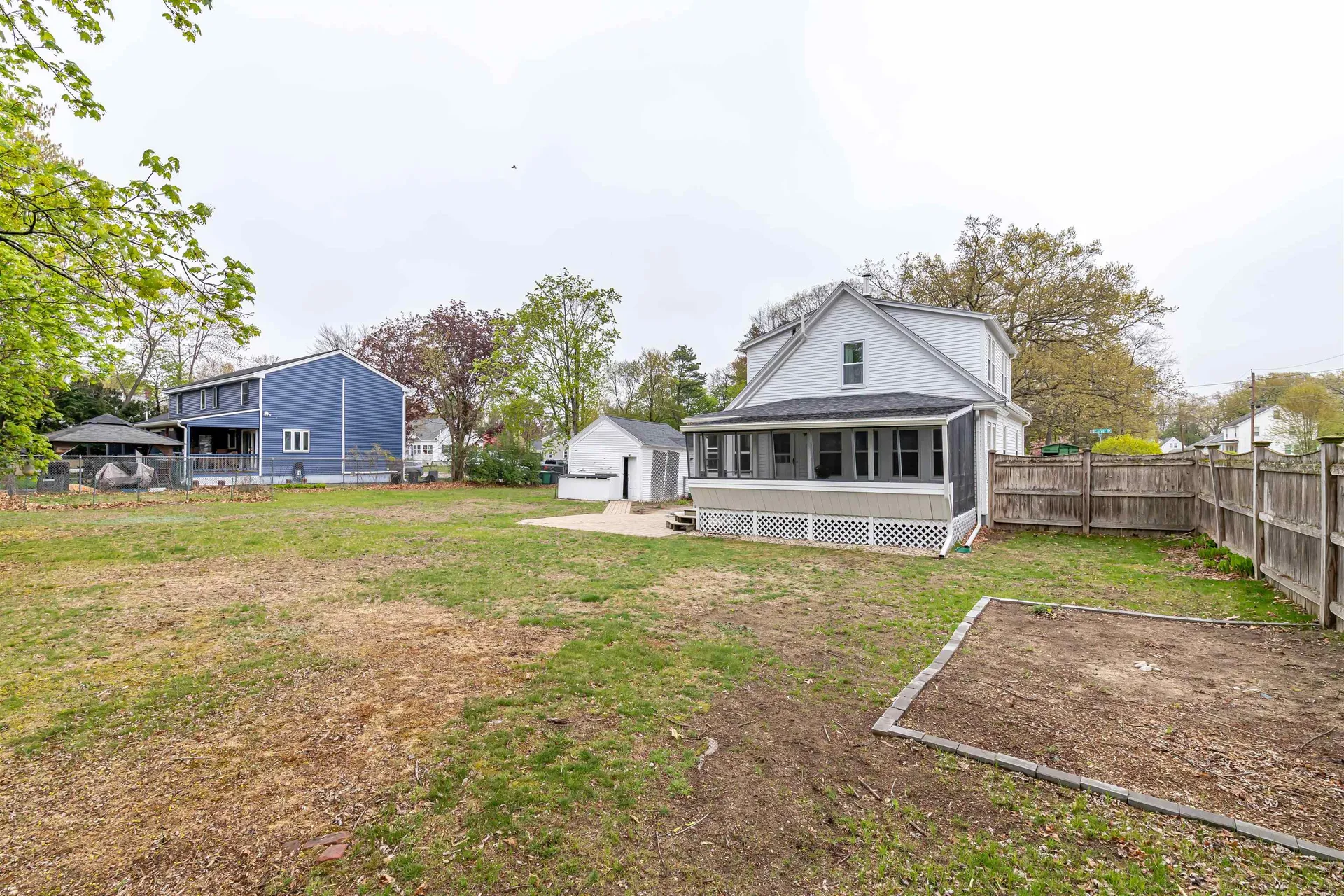 2 Carver Street Nashua NH 03064