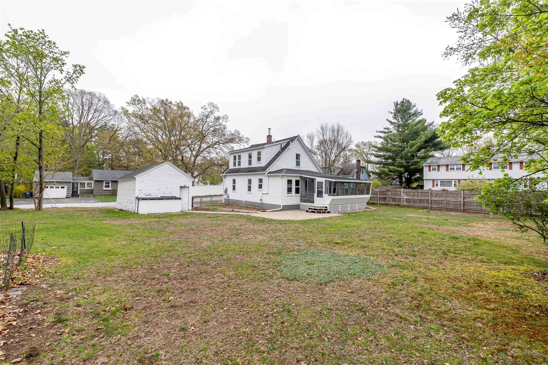 2 Carver Street Nashua NH 03064