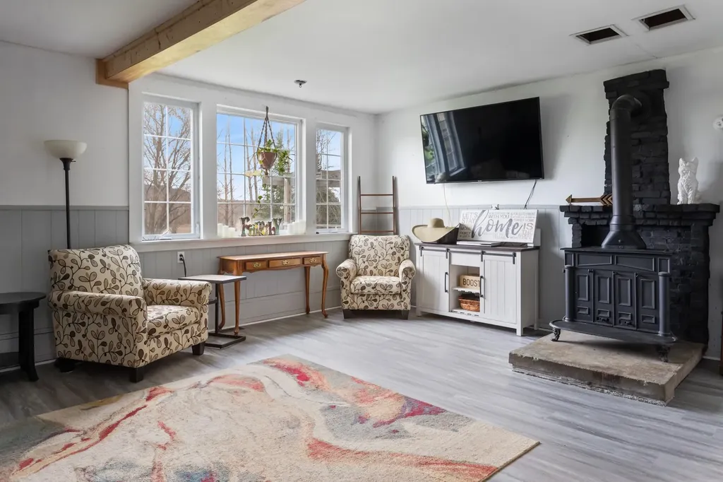 742 Bronson Road St. Albans Town VT 05478