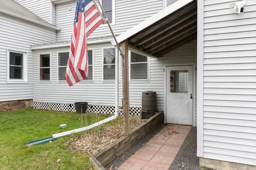 742 Bronson Road St. Albans Town VT 05478