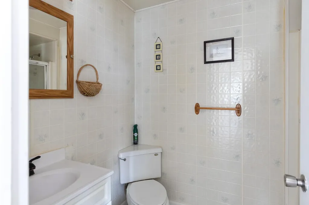 742 Bronson Road St. Albans Town VT 05478