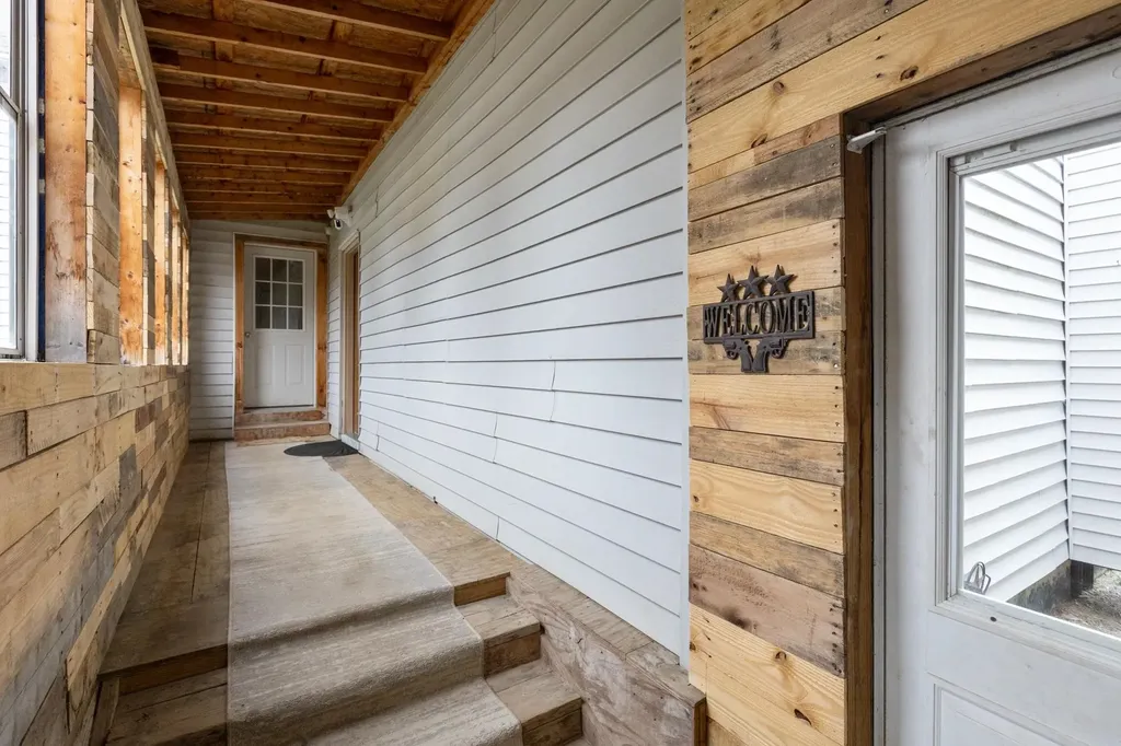 742 Bronson Road St. Albans Town VT 05478