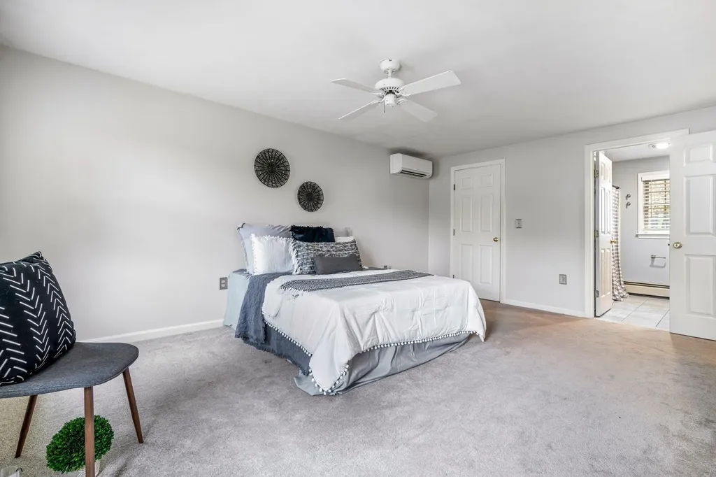 15 Springwood Drive Hooksett NH 03106