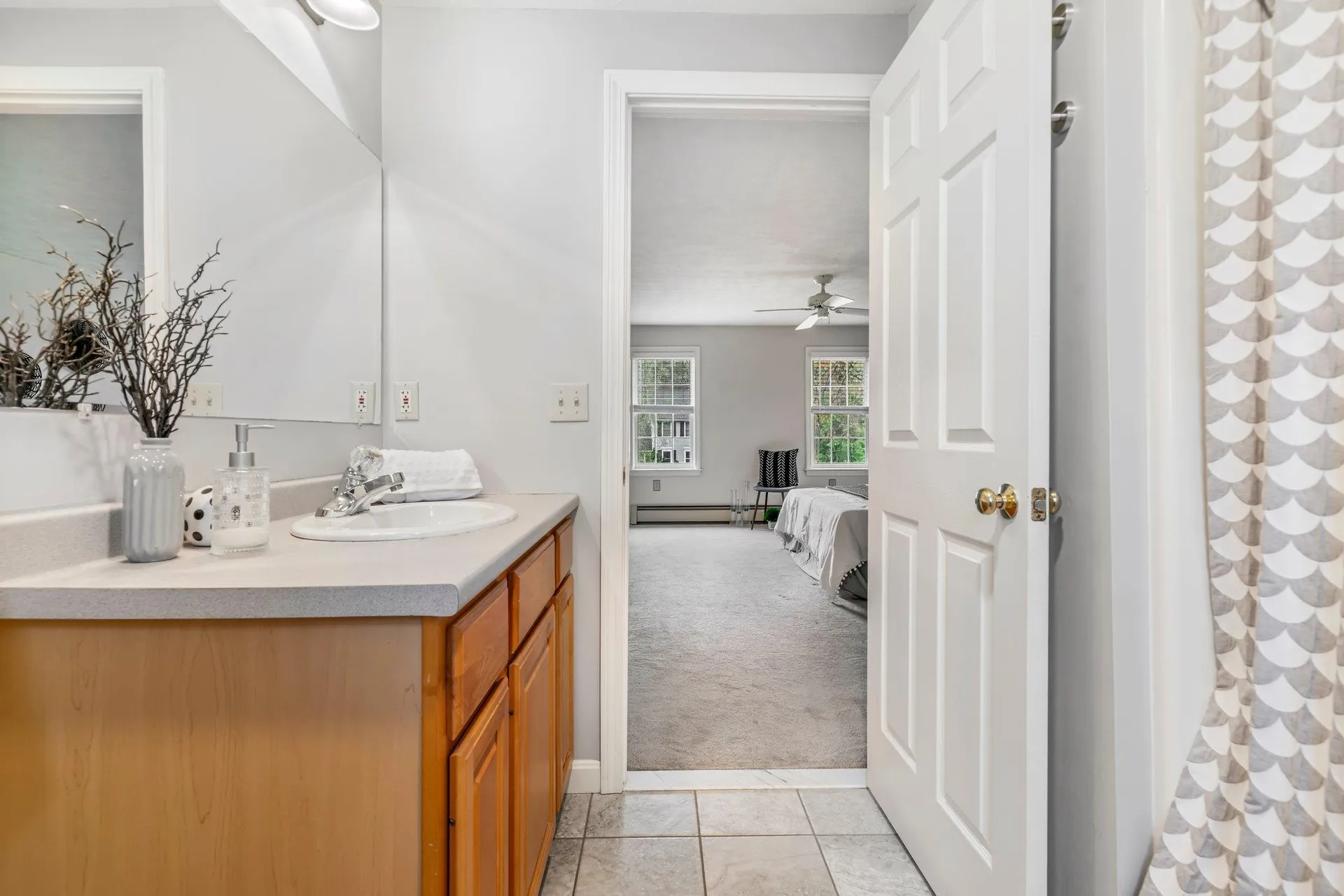 15 Springwood Drive Hooksett NH 03106